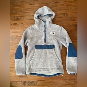 The North Face Campshire Hoodie Granite Bluff Tan/Shady Blue Color Small